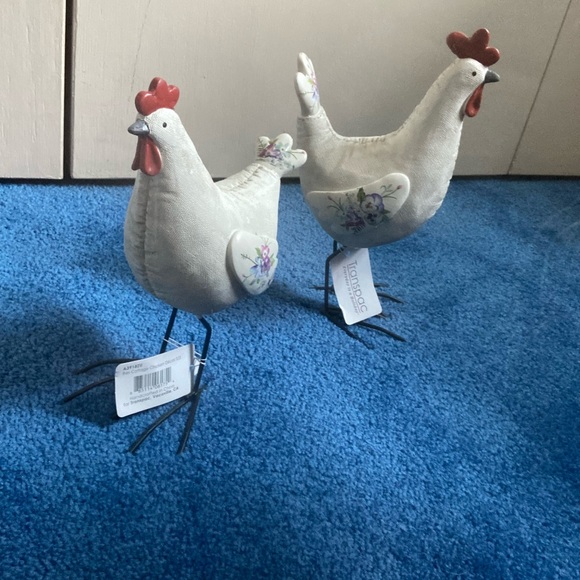 Decorative Country Chickens (2) - Picture 3 of 3